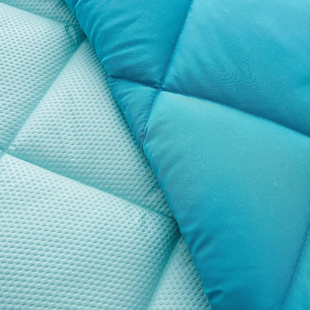 Novotextil- Couette bicolore. microfibre. Densité 350gr/m2 Biege
