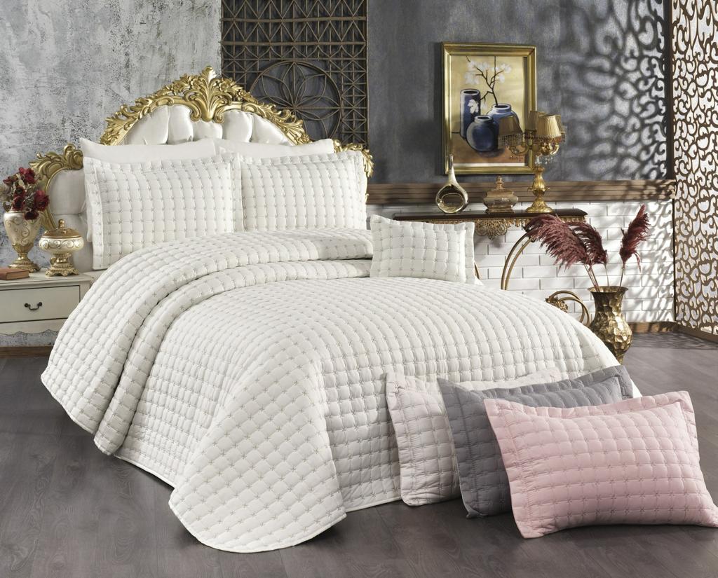 Royal home star